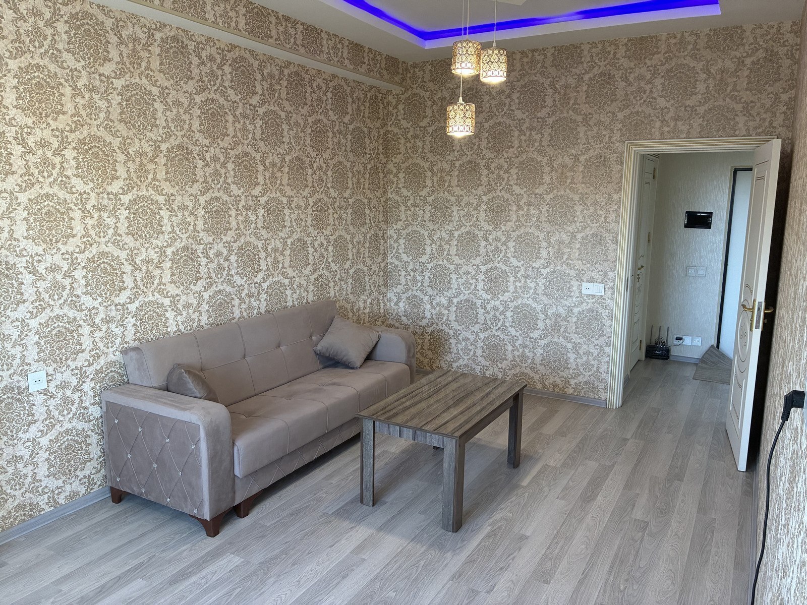 2 otaqlı Yeni tikili, Xırdalan