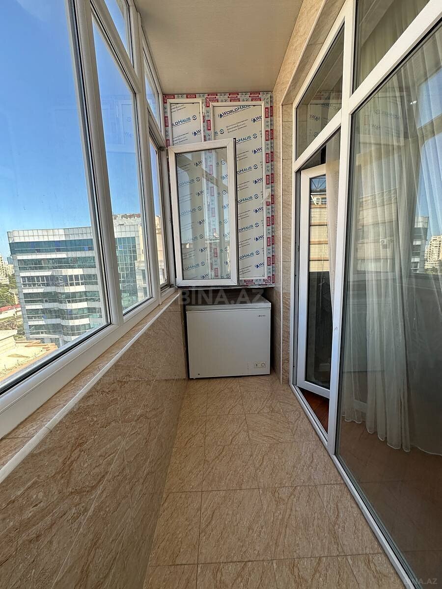 3 otaqlı Yeni tikili, Şah İsmayıl Xətai m., Bakı