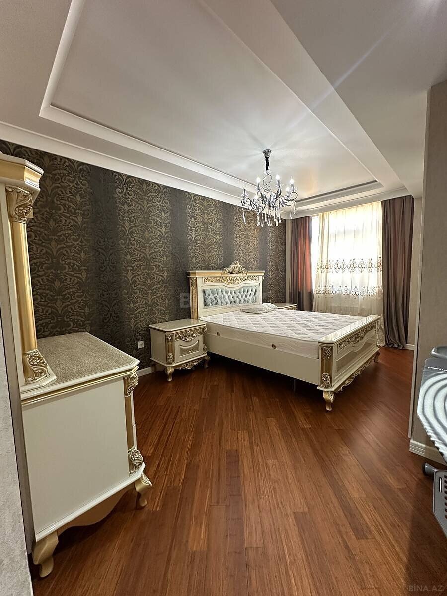 3 otaqlı Yeni tikili, Şah İsmayıl Xətai m., Bakı