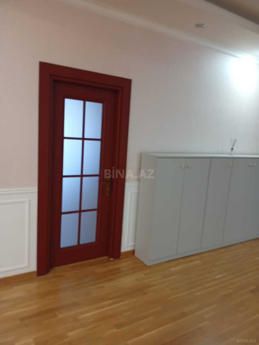 5 otaqlı Yeni tikili, Nizami m., Bakı