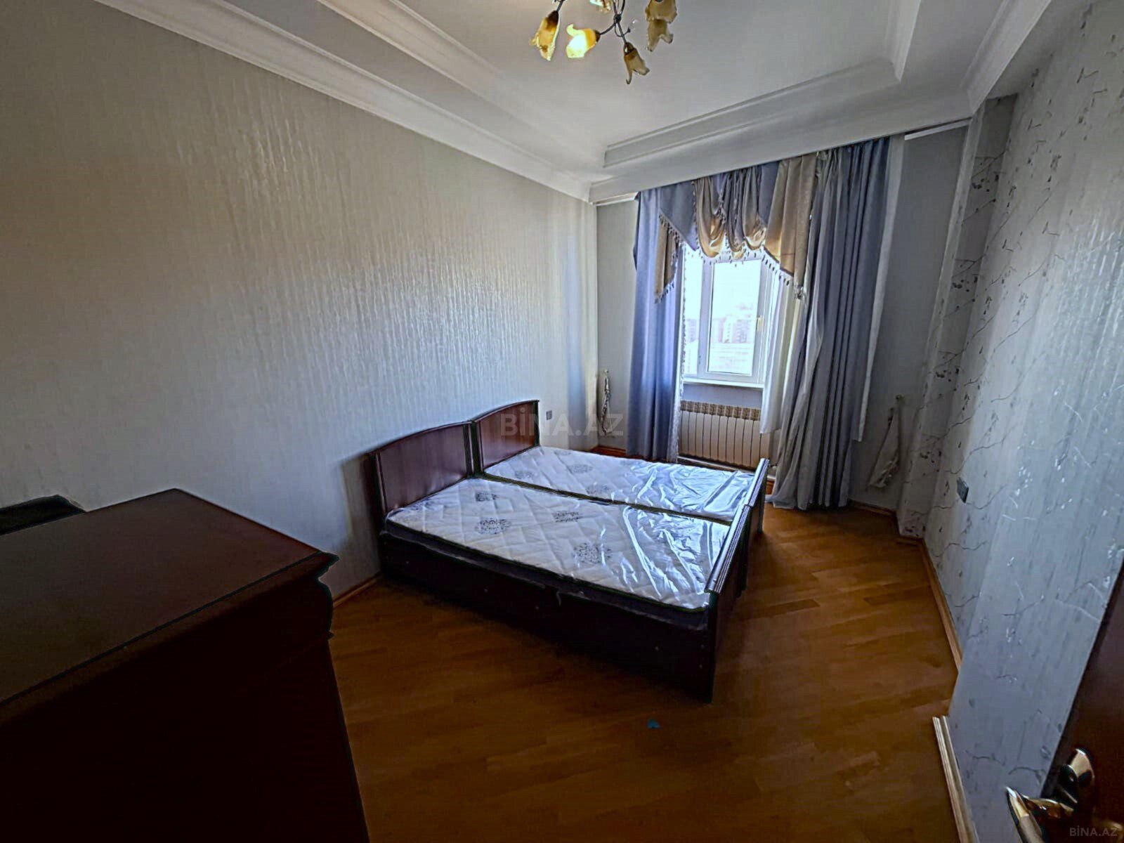 4 otaqlı Yeni tikili, 28 May m., Bakı