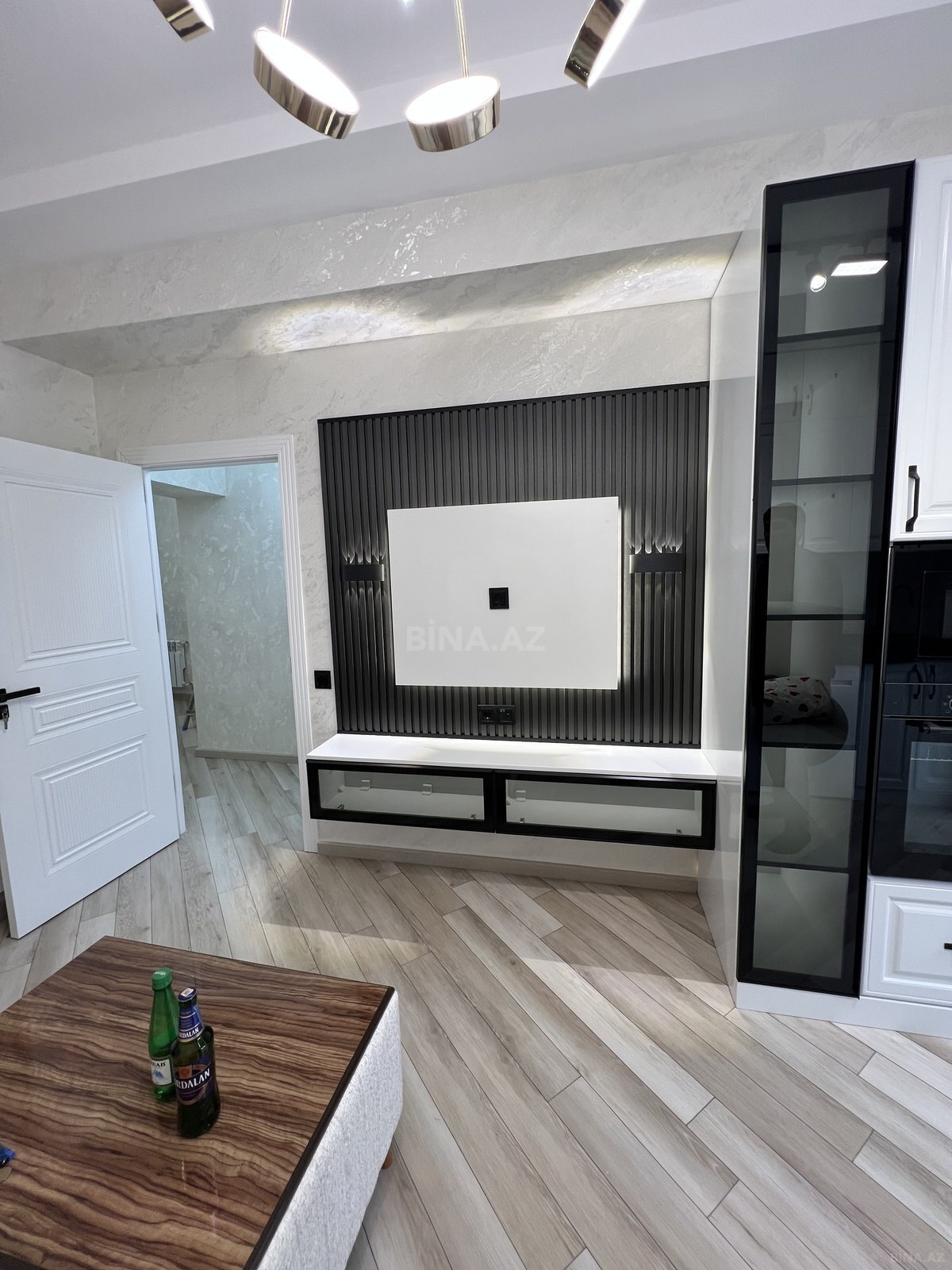 2 otaqlı Yeni tikili, Neftçilər m., Bakı