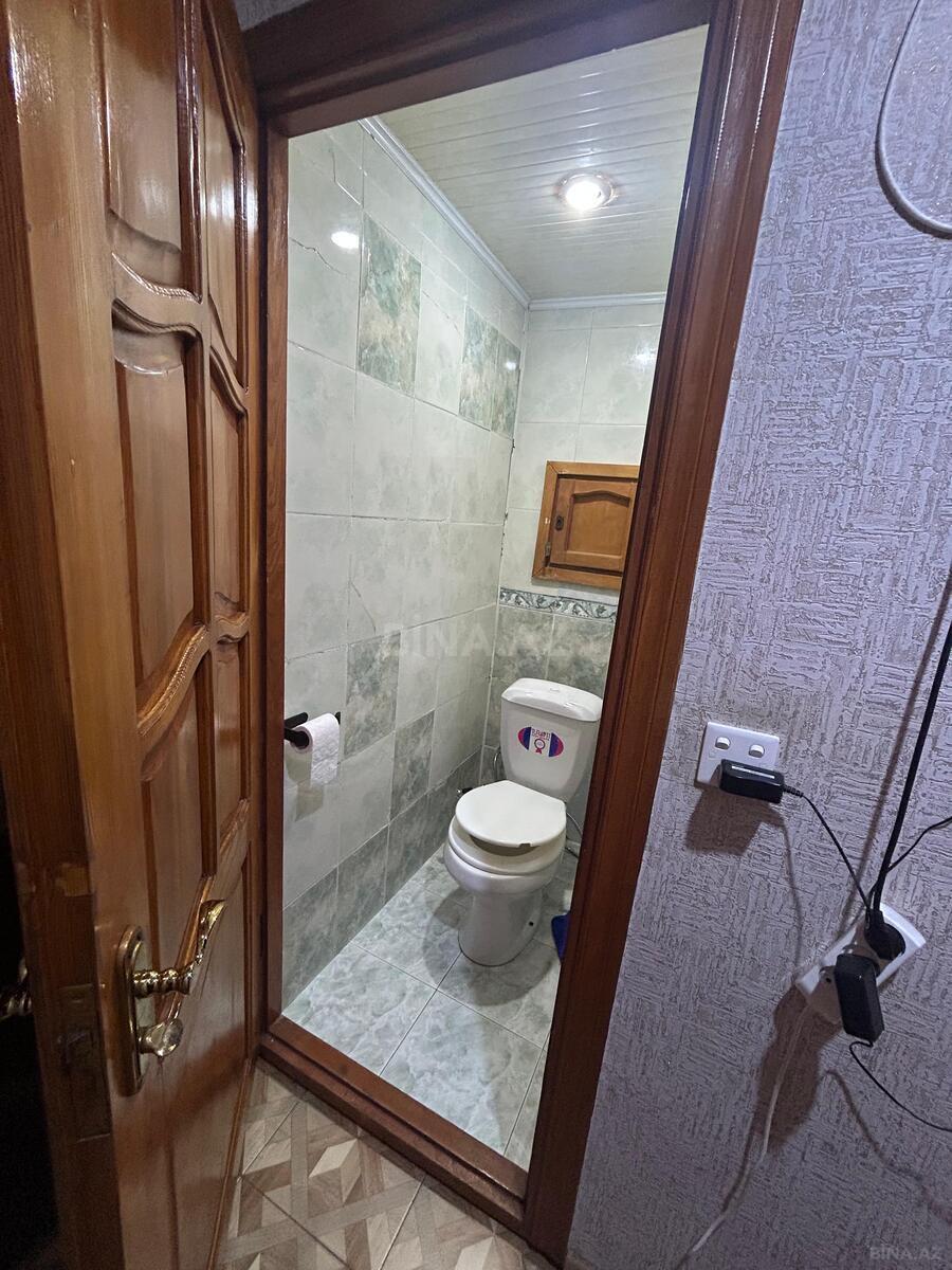 2 otaqlı Köhnə tikili, Memar Əcəmi m., Bakı