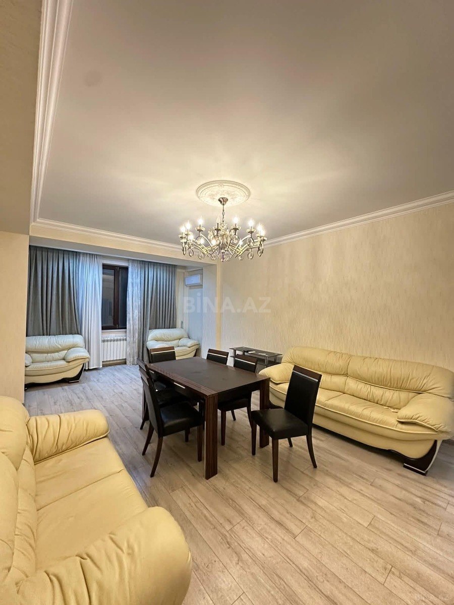 4 otaqlı Yeni tikili, 8 Noyabr m., Bakı