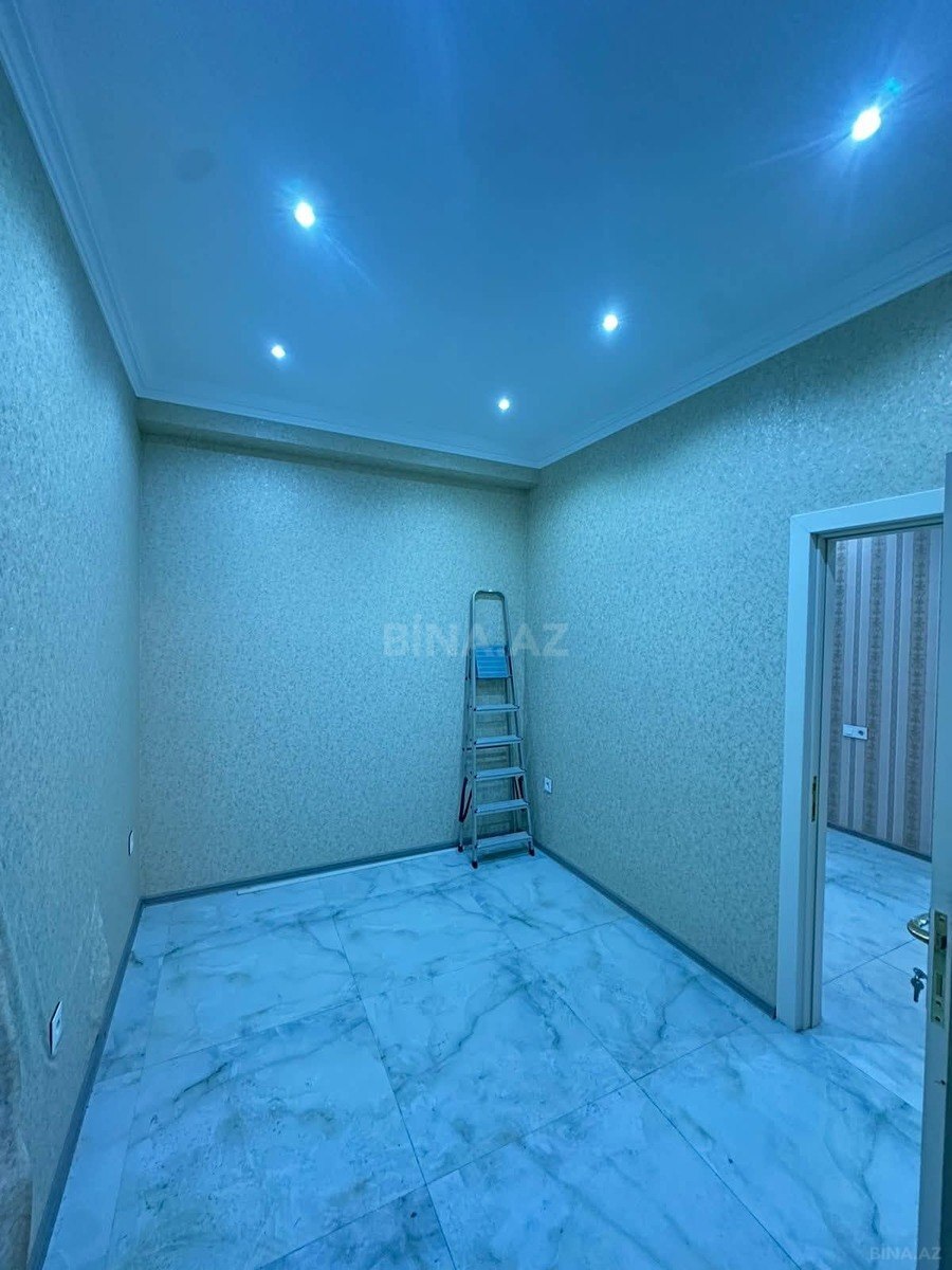 4 otaqlı Yeni tikili, 8 Noyabr m., Bakı