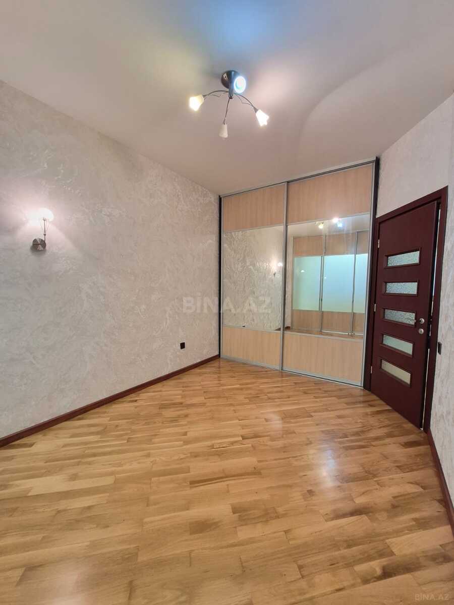 3 otaqlı Yeni tikili, Azadlıq Prospekti m., Bakı