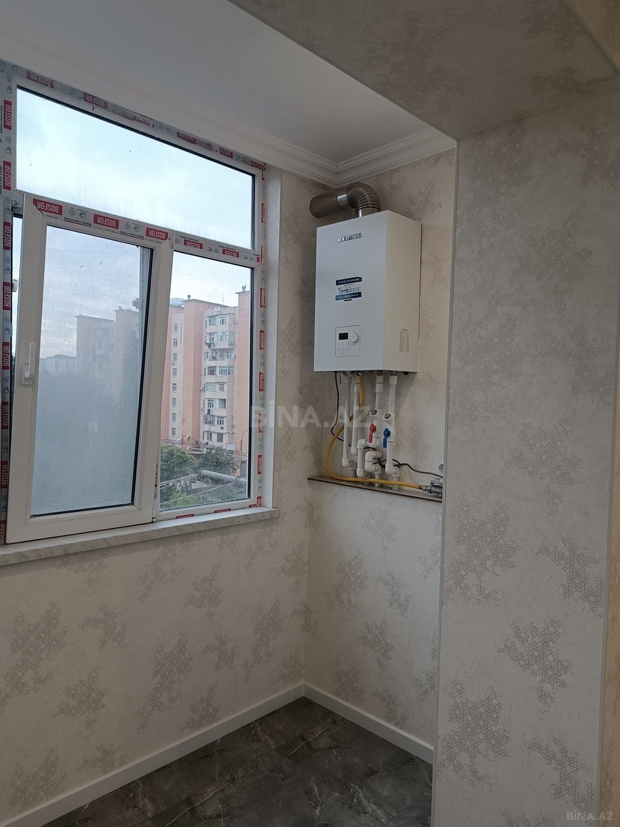 3 otaqlı Köhnə tikili, Xalqlar Dostluğu m., Bakı