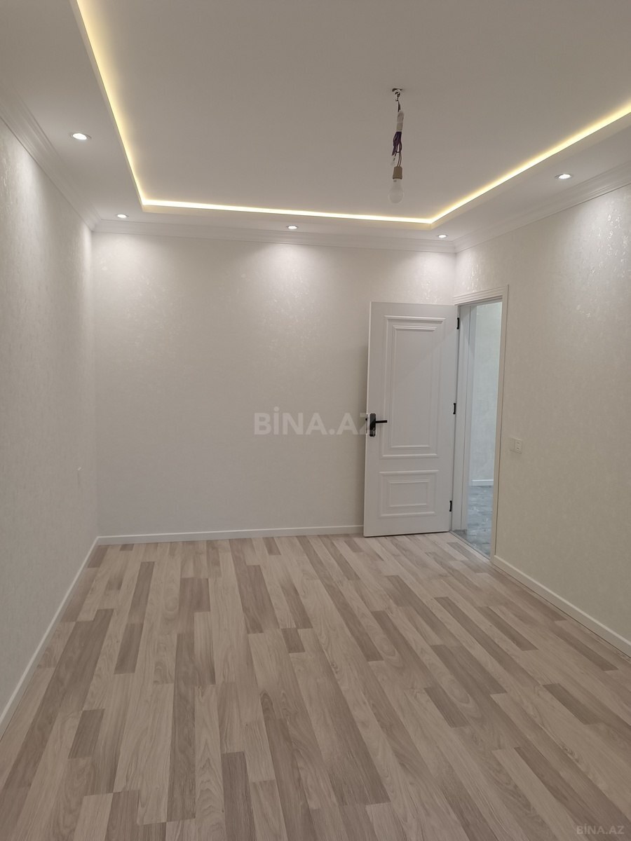 3 otaqlı Köhnə tikili, Xalqlar Dostluğu m., Bakı