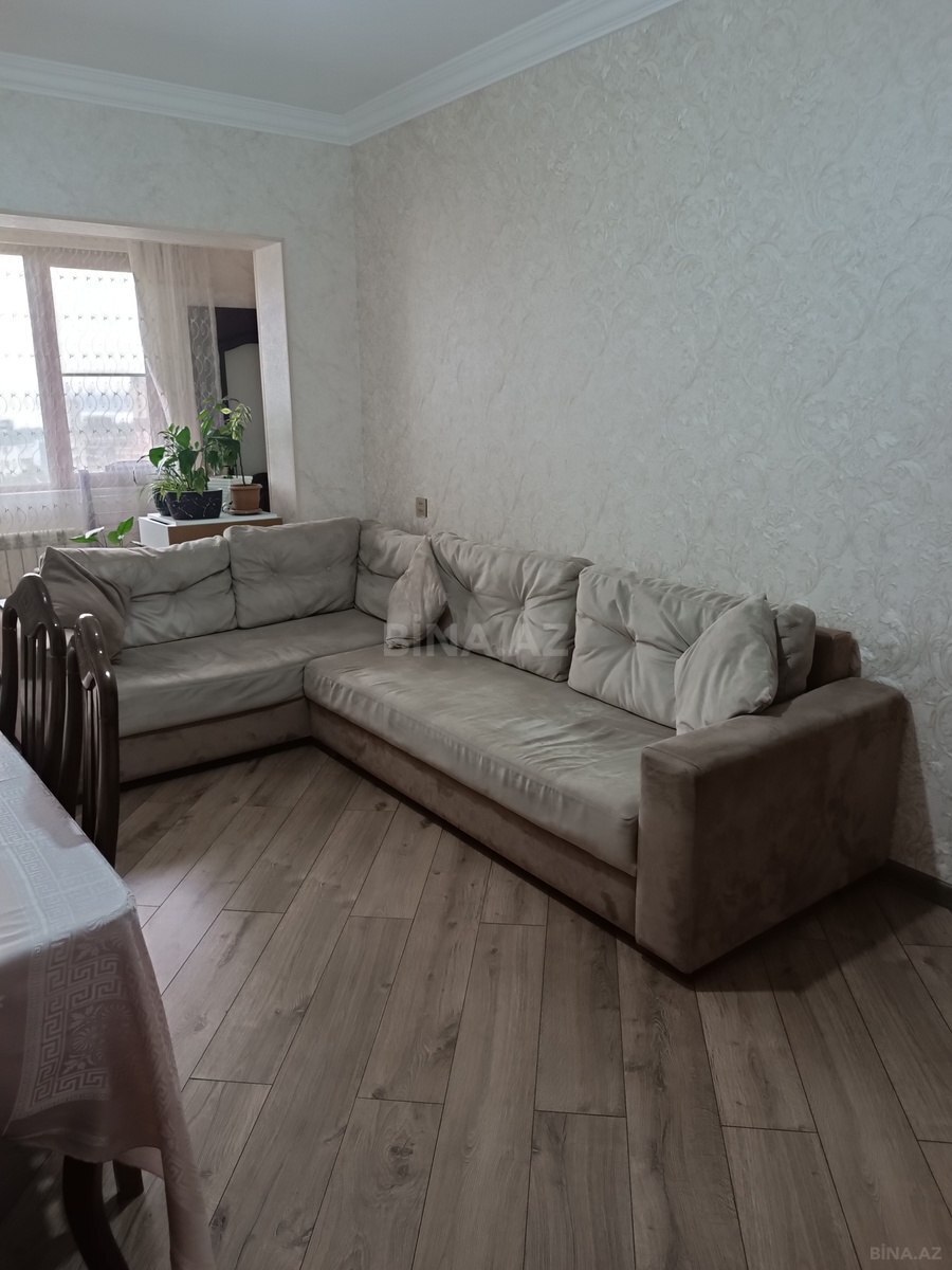 3 otaqlı Köhnə tikili, Həzi Aslanov m., Bakı
