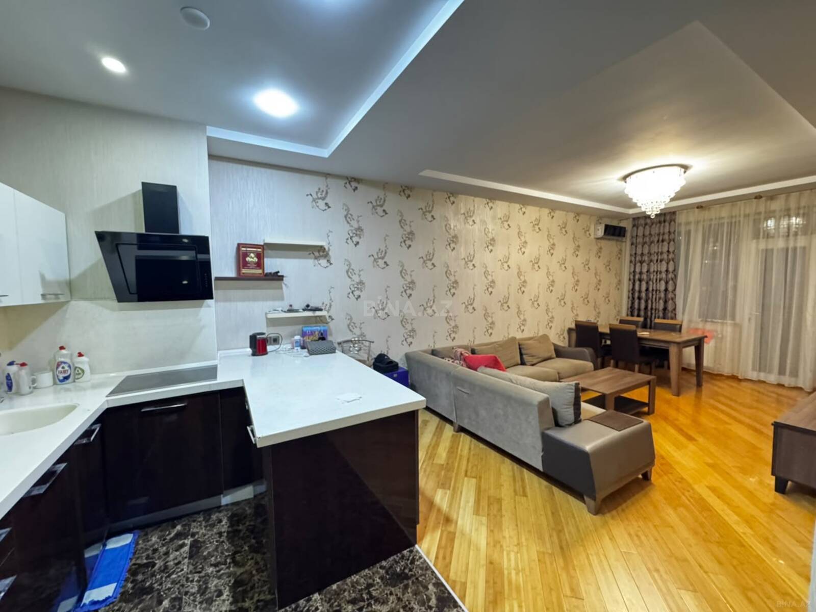2 otaqlı Yeni tikili, 7-ci mikrorayon q., Bakı