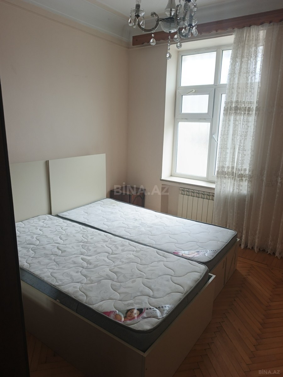 3 otaqlı Köhnə tikili, Azadlıq Prospekti m., Bakı