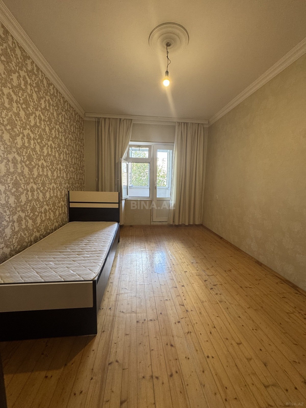 2 otaqlı Köhnə tikili, Yeni Yasamal q., Bakı