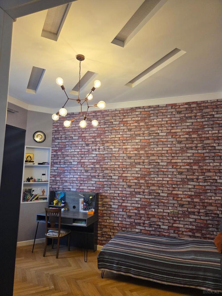 11 otaqlı Həyət evi/Bağ evi, Binəqədi r., Bakı