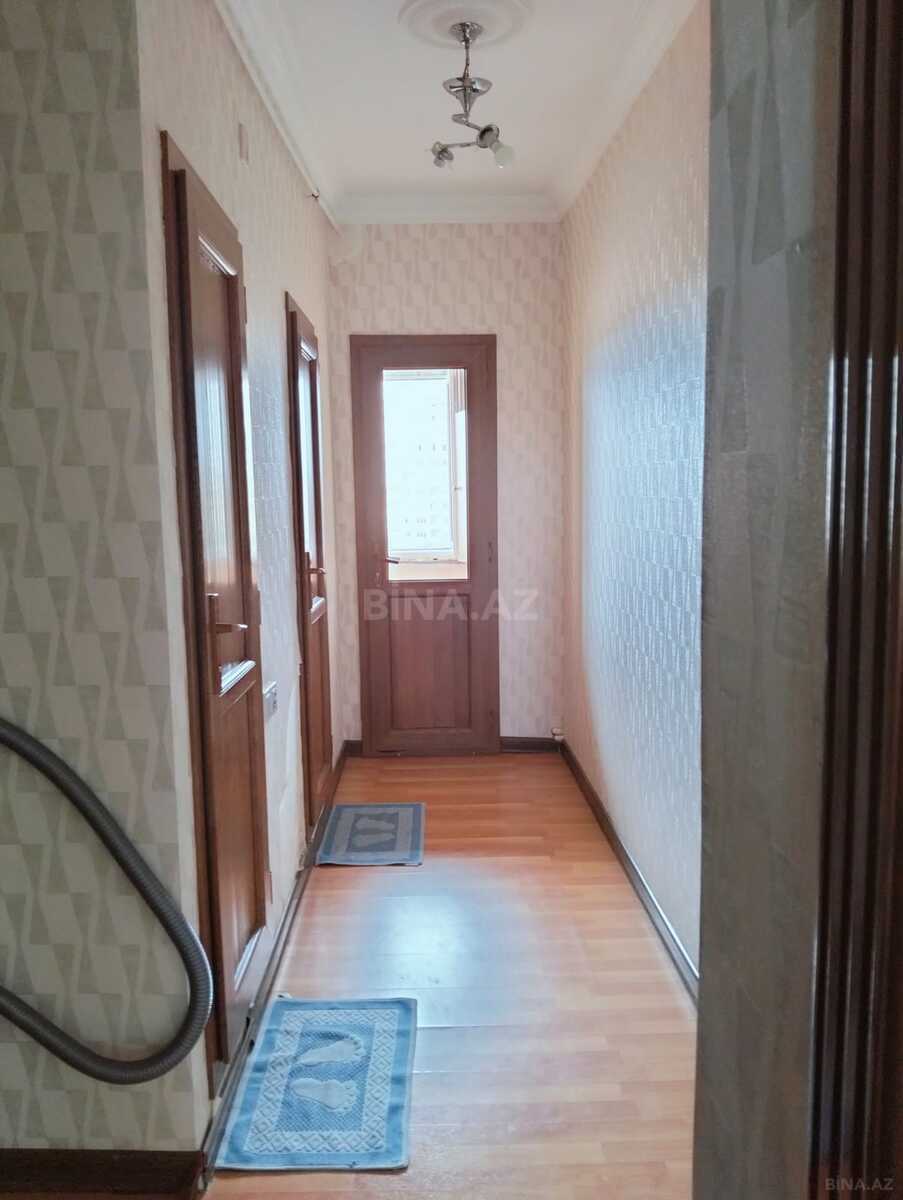 3 otaqlı Köhnə tikili, Nizami r., Bakı