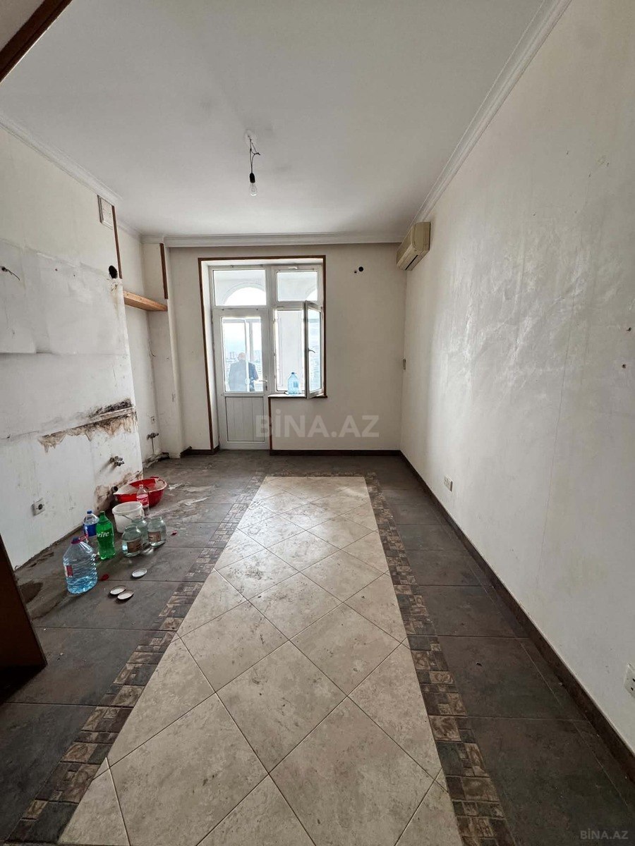 5 otaqlı Yeni tikili, Azadlıq Prospekti m., Bakı