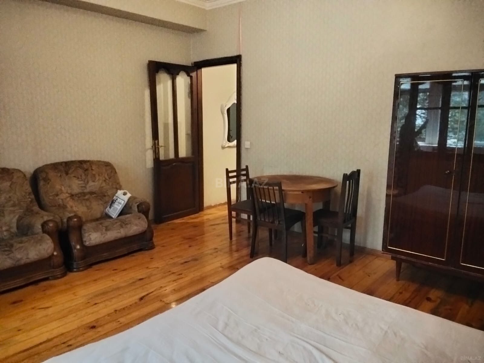 1 otaqlı Yeni tikili, Xalqlar Dostluğu m., Bakı