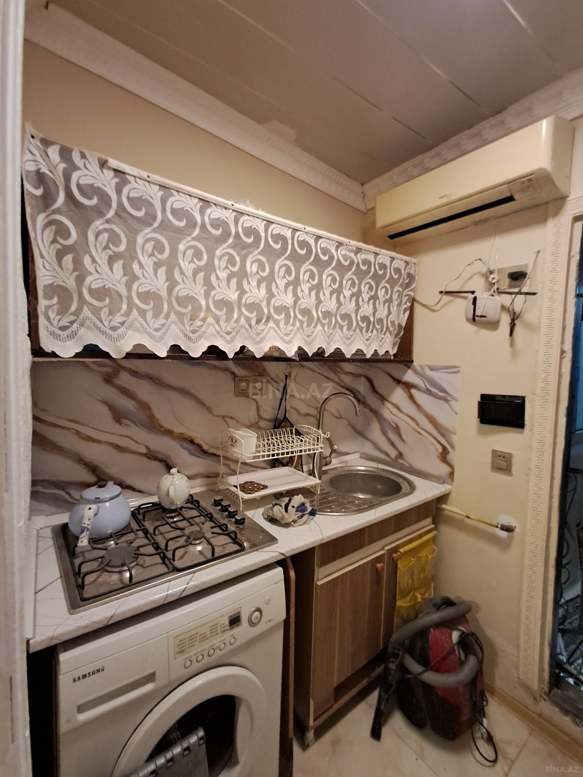 1 otaqlı Həyət evi/Bağ evi, Nizami m., Bakı