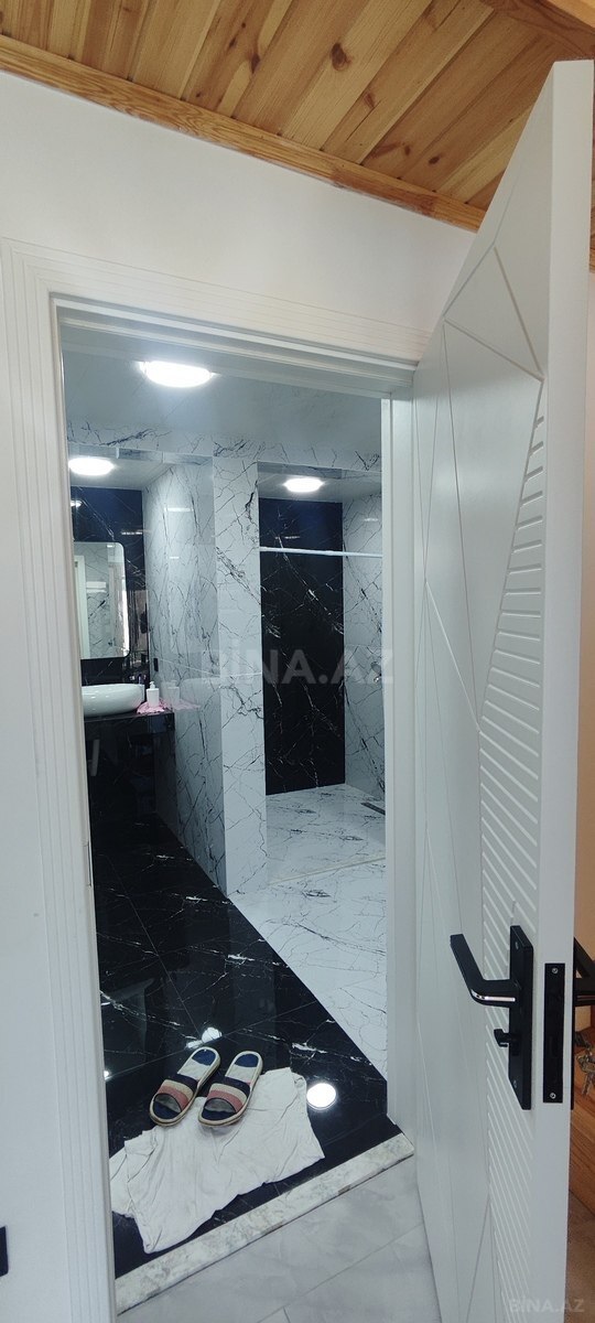 4 otaqlı Həyət evi/Bağ evi, Novxanı q., Bakı