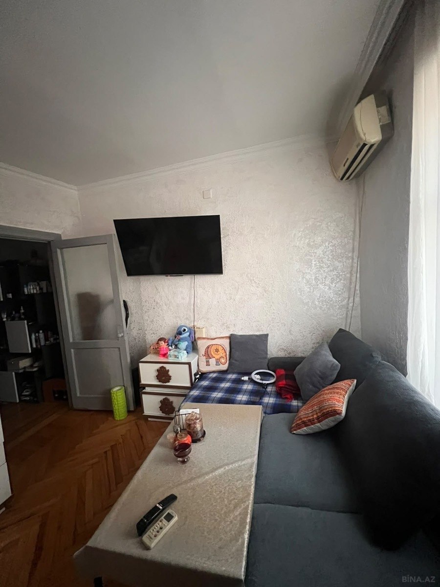 1 otaqlı Köhnə tikili, Bakıxanov q., Bakı