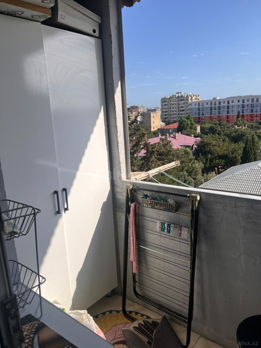 1 otaqlı Köhnə tikili, Bakıxanov q., Bakı