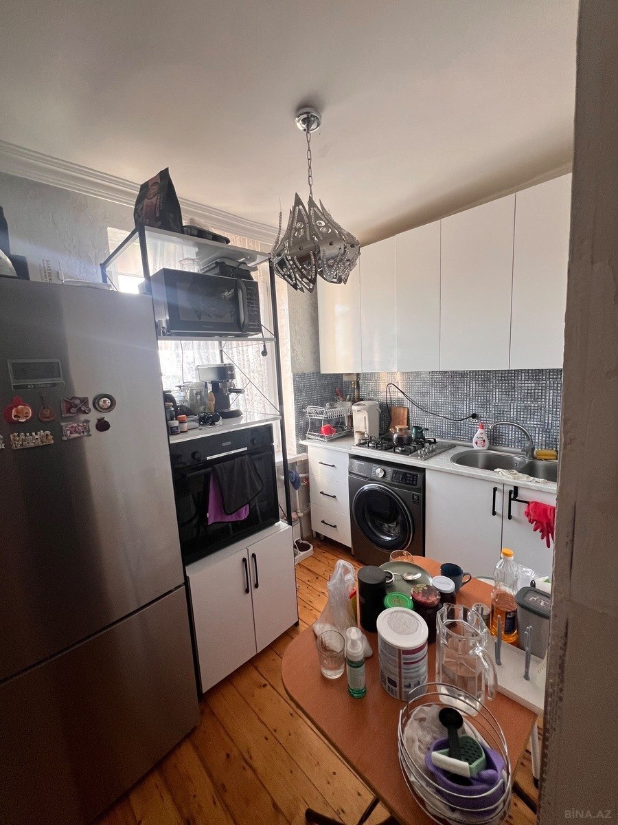 1 otaqlı Köhnə tikili, Bakıxanov q., Bakı
