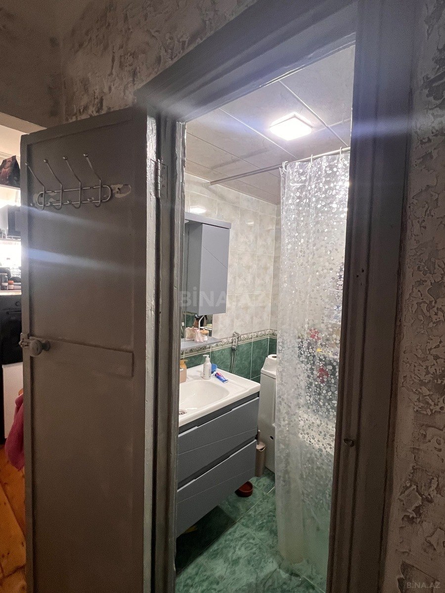 1 otaqlı Köhnə tikili, Bakıxanov q., Bakı