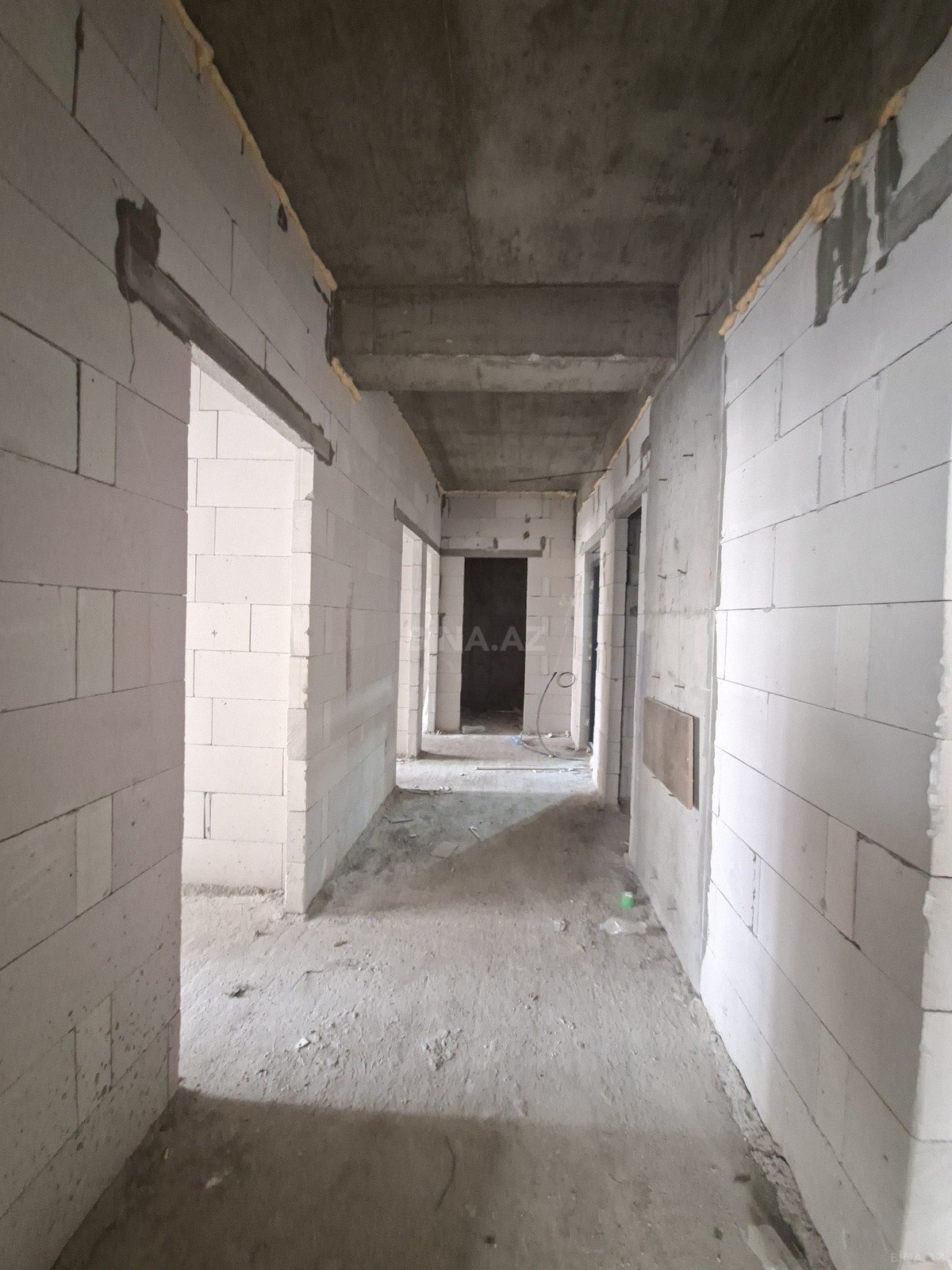 4 otaqlı Yeni tikili, Qara Qarayev m., Bakı