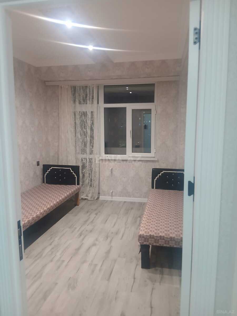 3 otaqlı Yeni tikili, Xırdalan