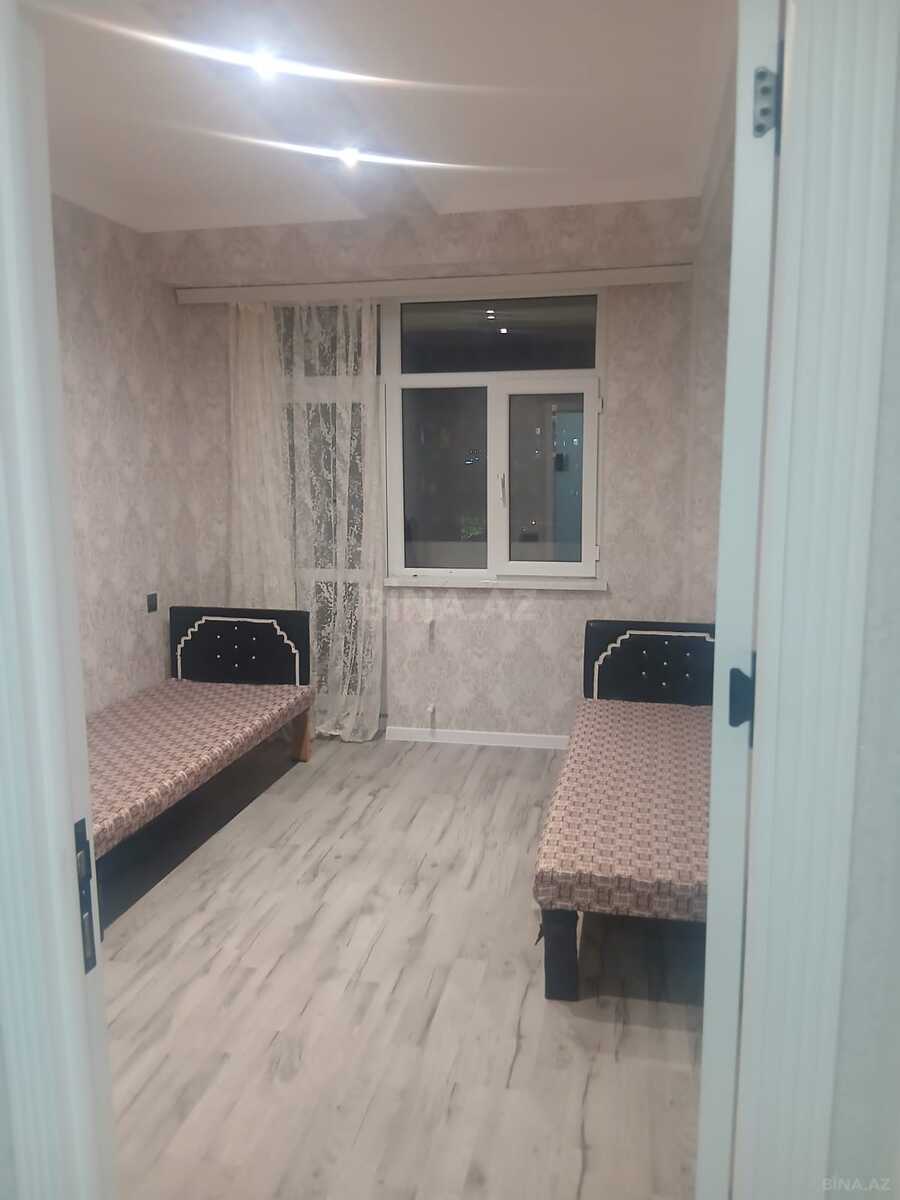 3 otaqlı Yeni tikili, Xırdalan