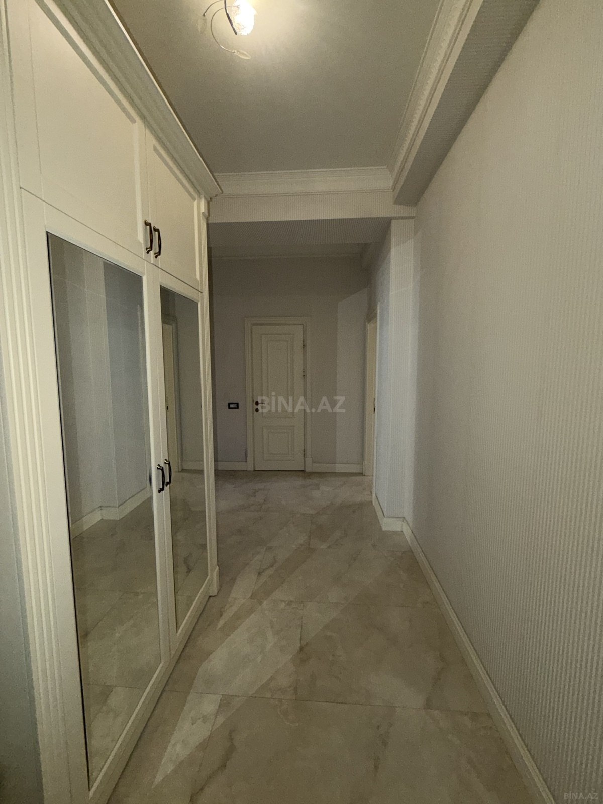 2 otaqlı Yeni tikili, Nizami m., Bakı