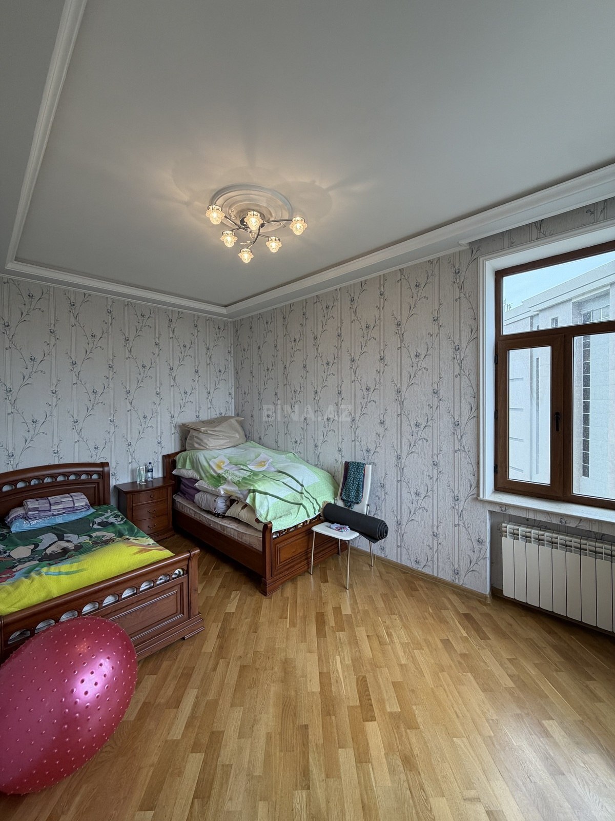 5 otaqlı Yeni tikili, Elmlər Akademiyası m., Bakı