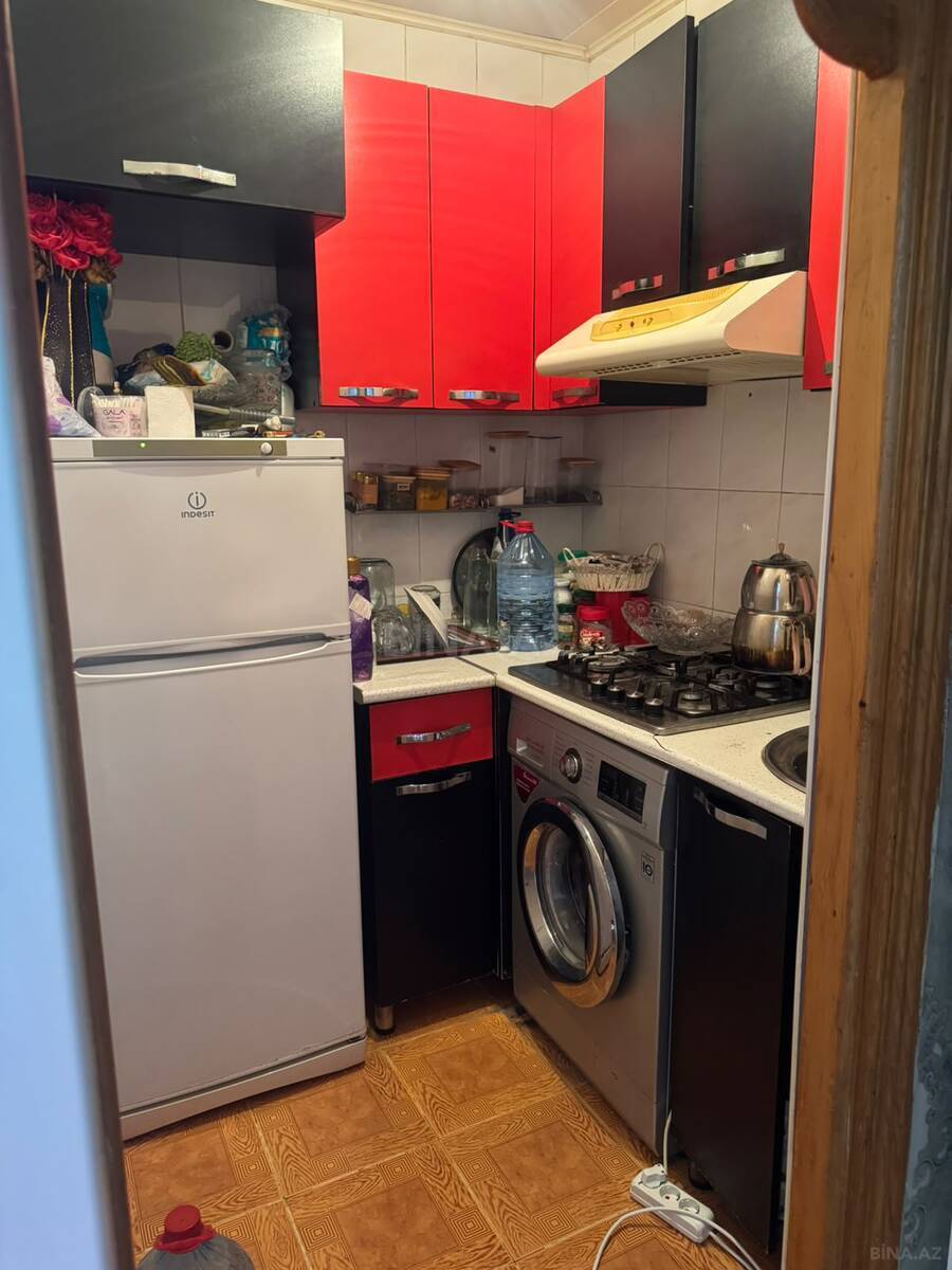2 otaqlı Köhnə tikili, 20 Yanvar m., Bakı