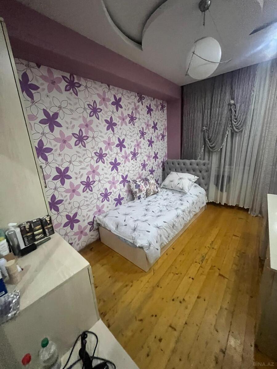 3 otaqlı Yeni tikili, Xırdalan