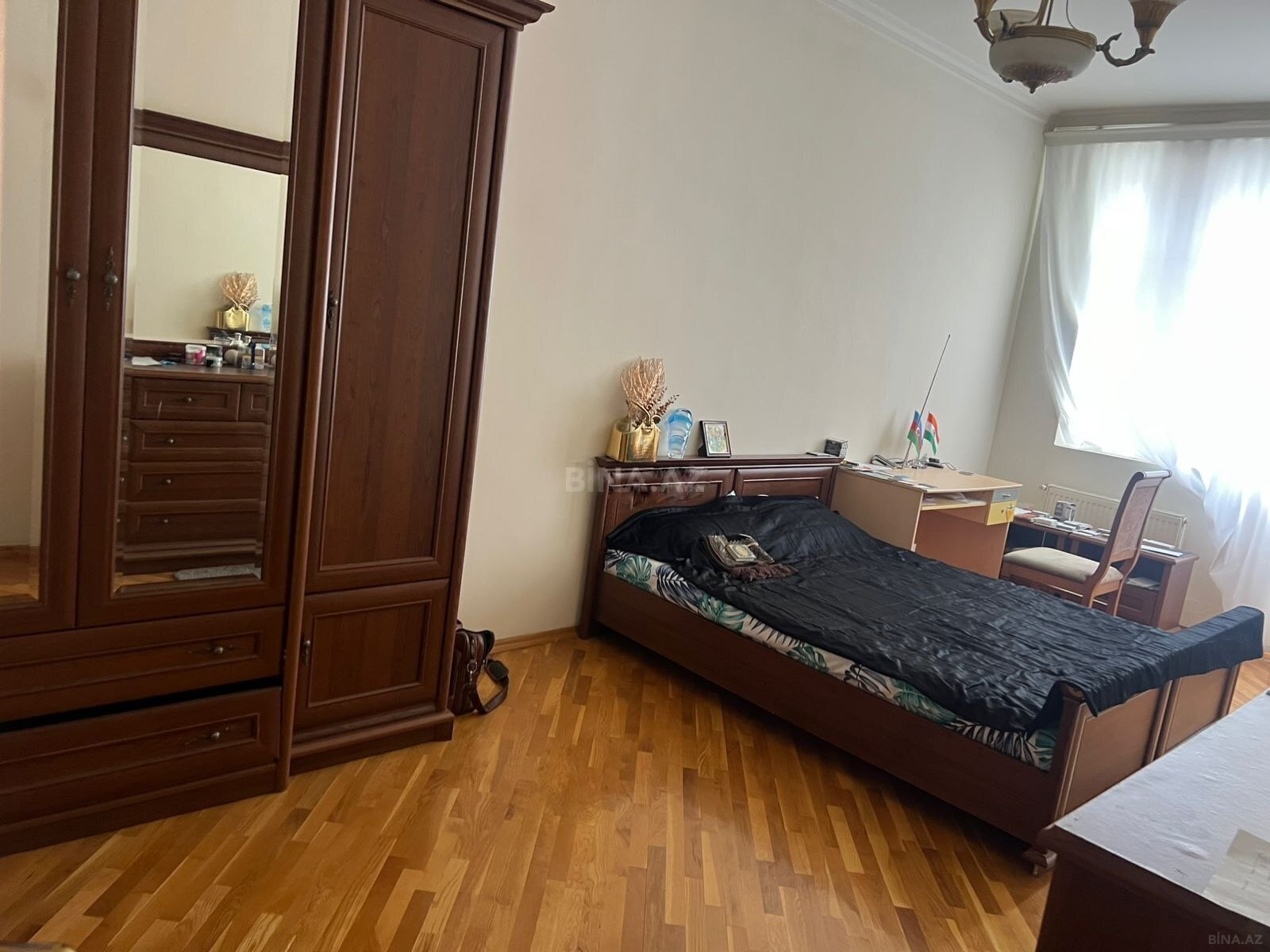 3 otaqlı Yeni tikili, Nizami m., Bakı