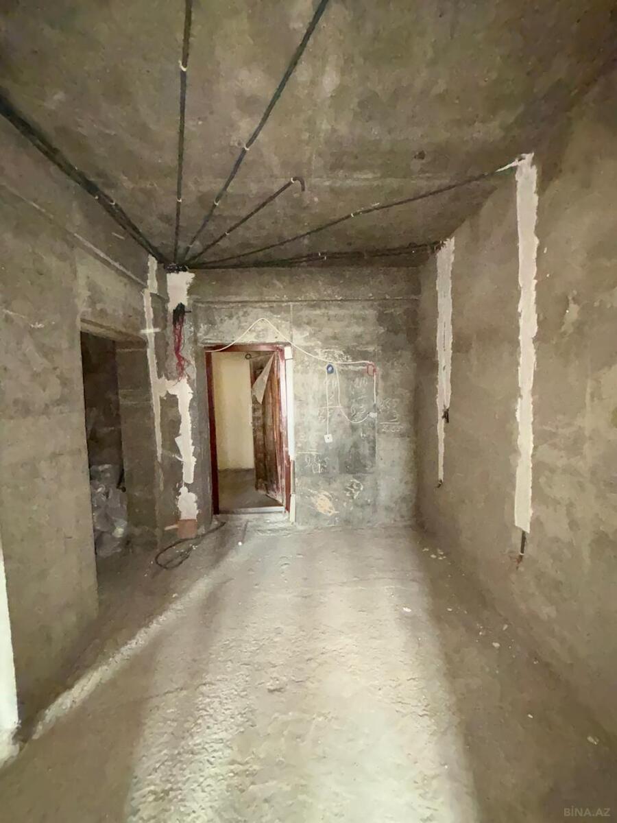 3 otaqlı Yeni tikili, Xırdalan