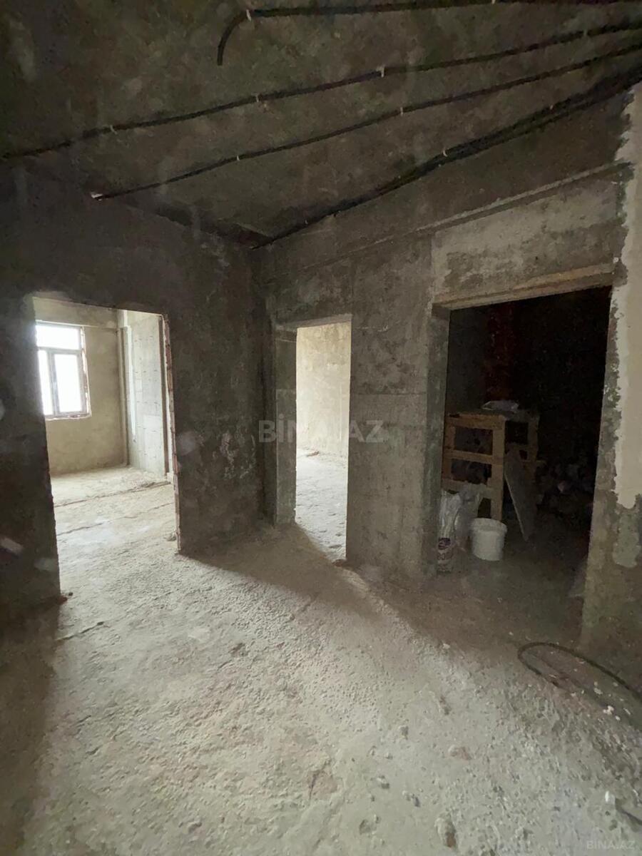 3 otaqlı Yeni tikili, Xırdalan