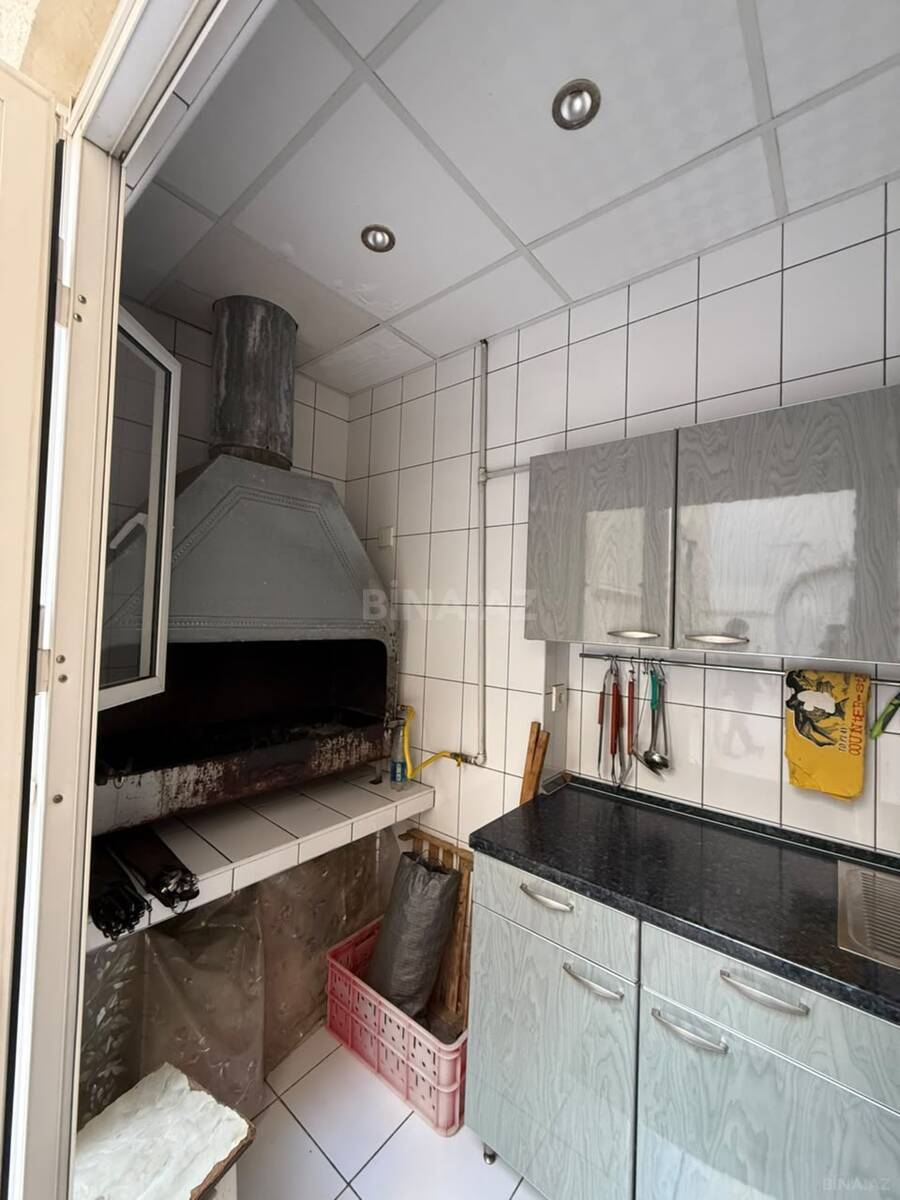 13 otaqlı Həyət evi/Bağ evi, Nərimanov r., Bakı