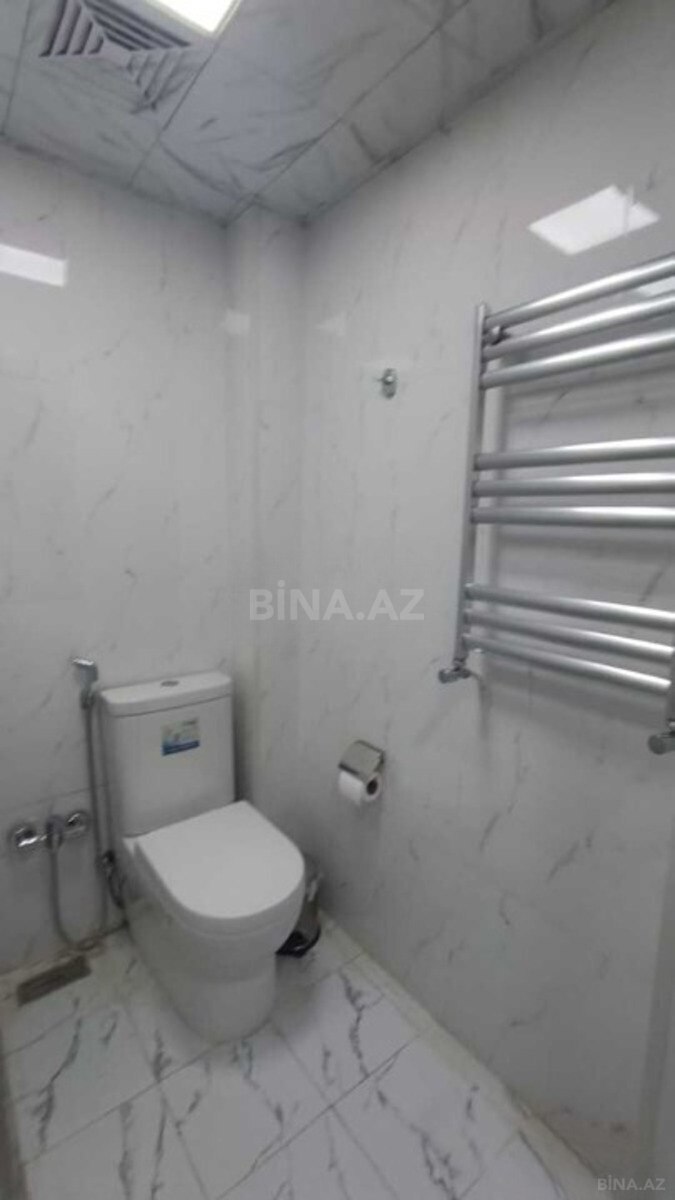 3 otaqlı Köhnə tikili, Elmlər Akademiyası m., Bakı