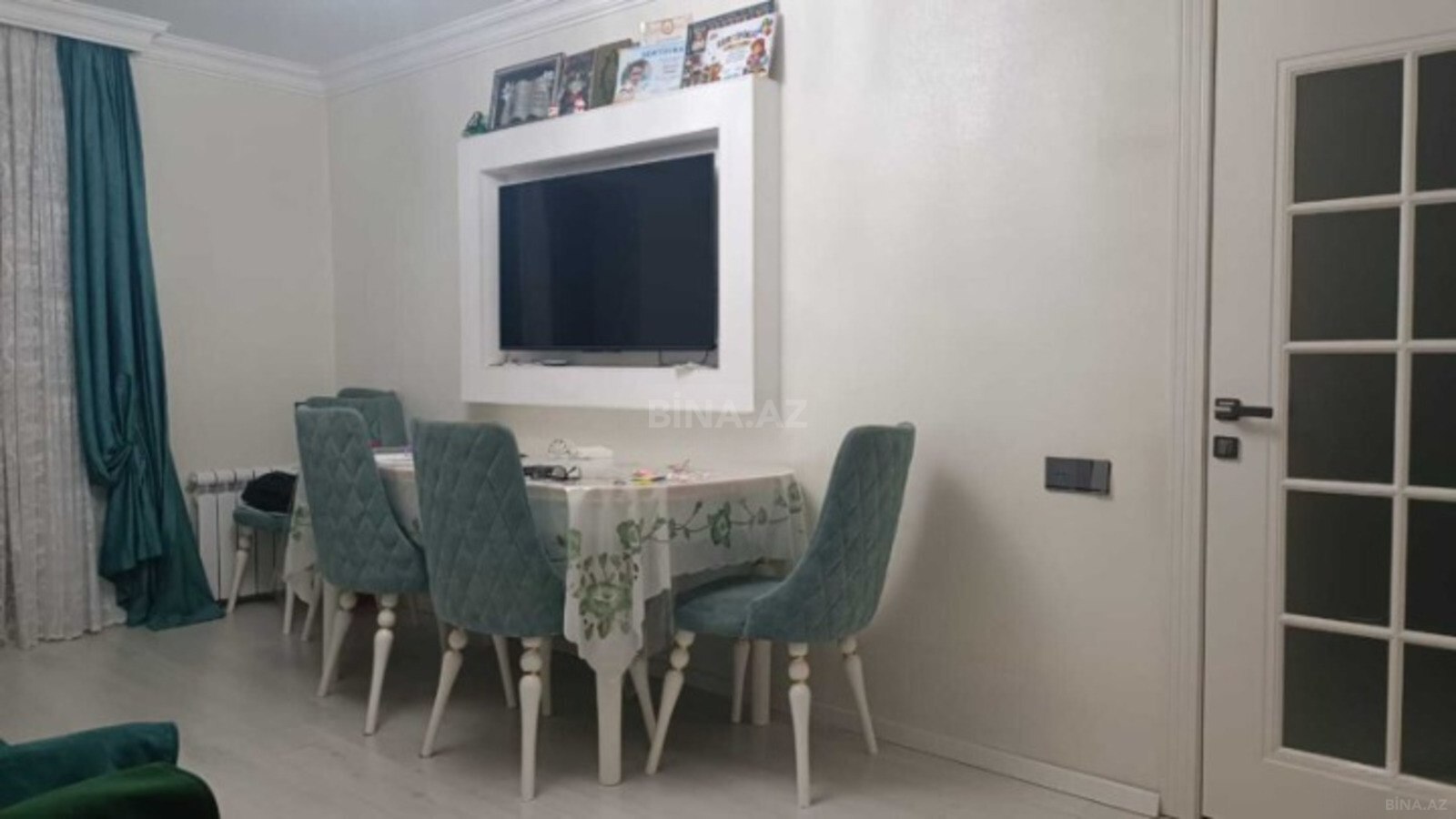 3 otaqlı Köhnə tikili, Elmlər Akademiyası m., Bakı