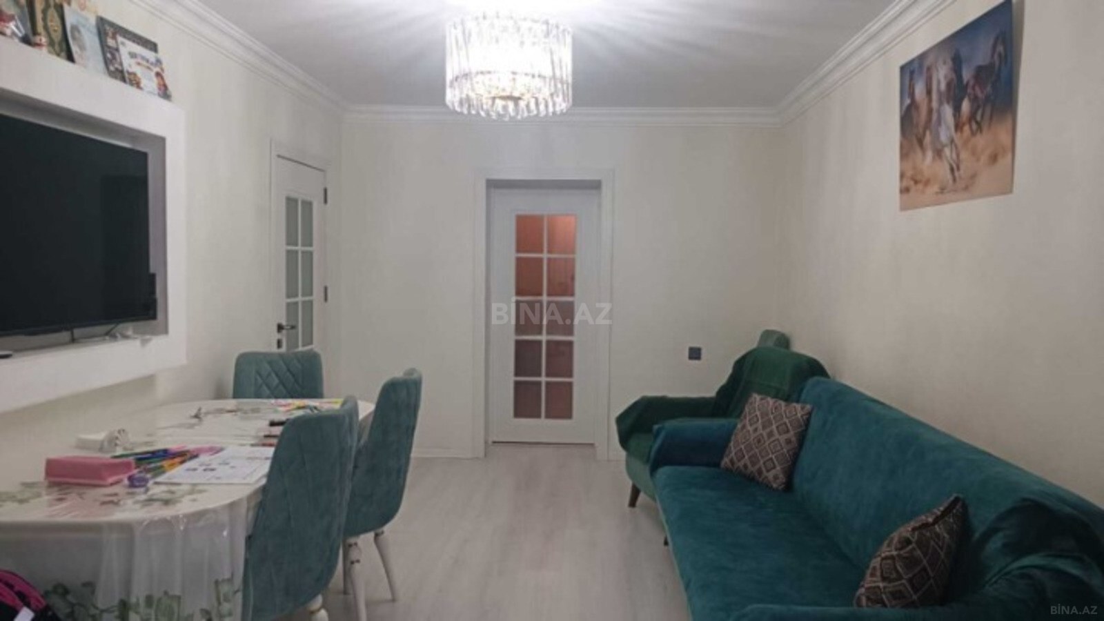 3 otaqlı Köhnə tikili, Elmlər Akademiyası m., Bakı