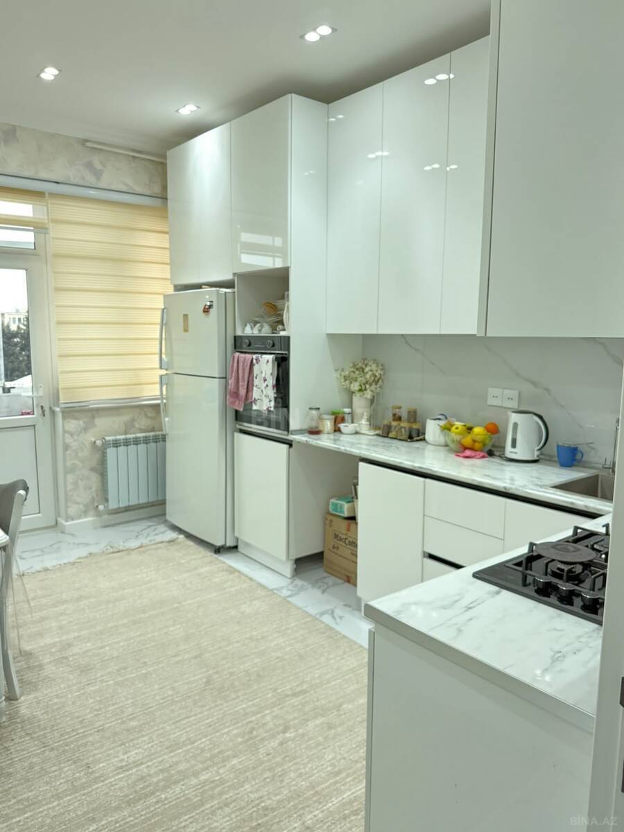 3 otaqlı Yeni tikili, 7-ci mikrorayon q., Bakı