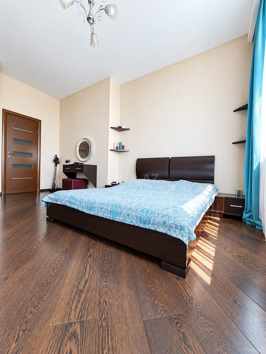 3 otaqlı Yeni tikili, 8 Noyabr m., Bakı
