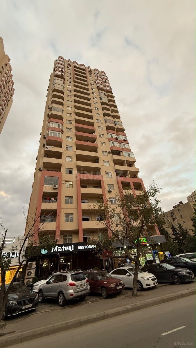 3 otaqlı Yeni tikili, İnşaatçılar m., Bakı