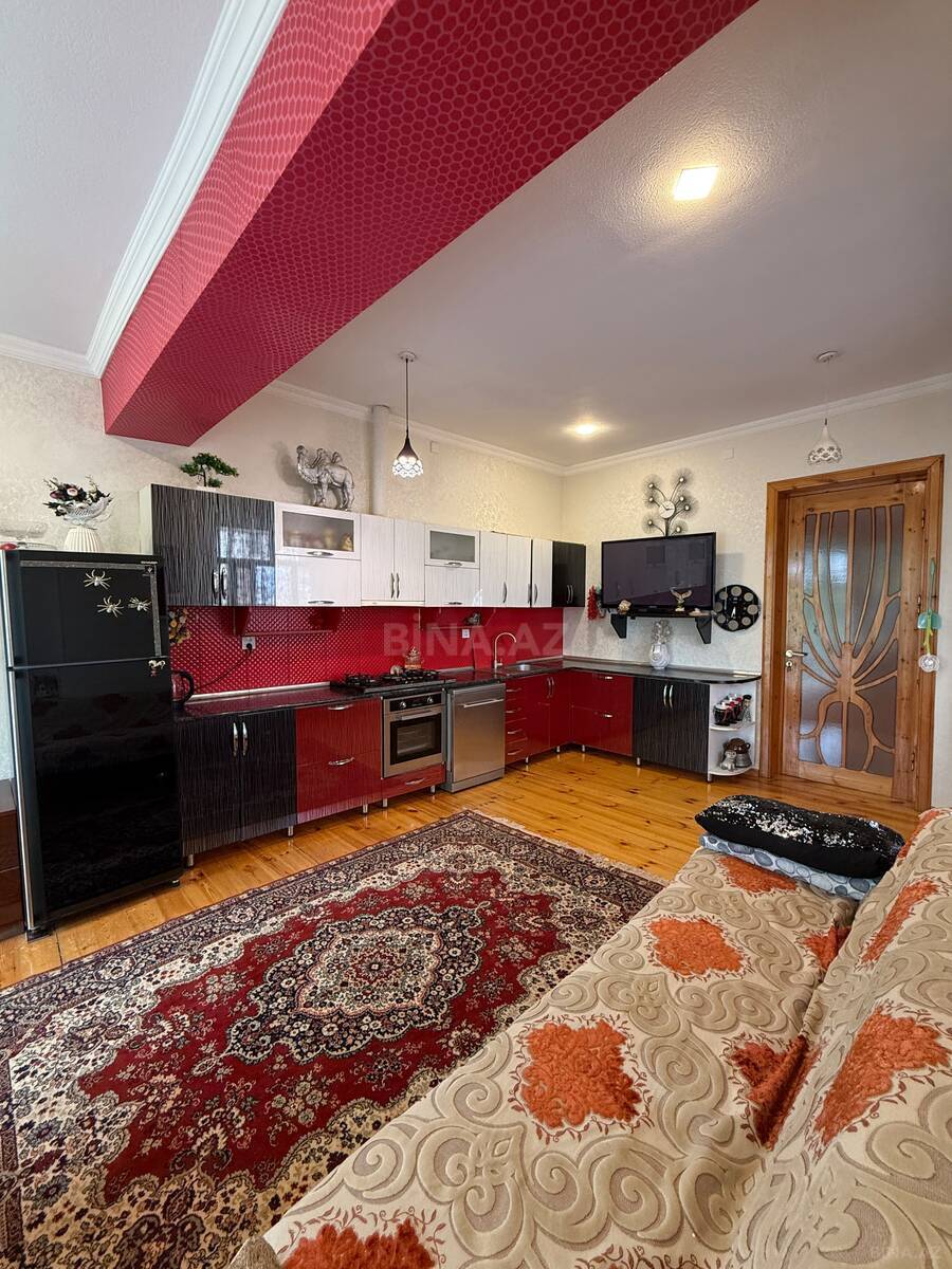 4 otaqlı Həyət evi/Bağ evi, Gəncə