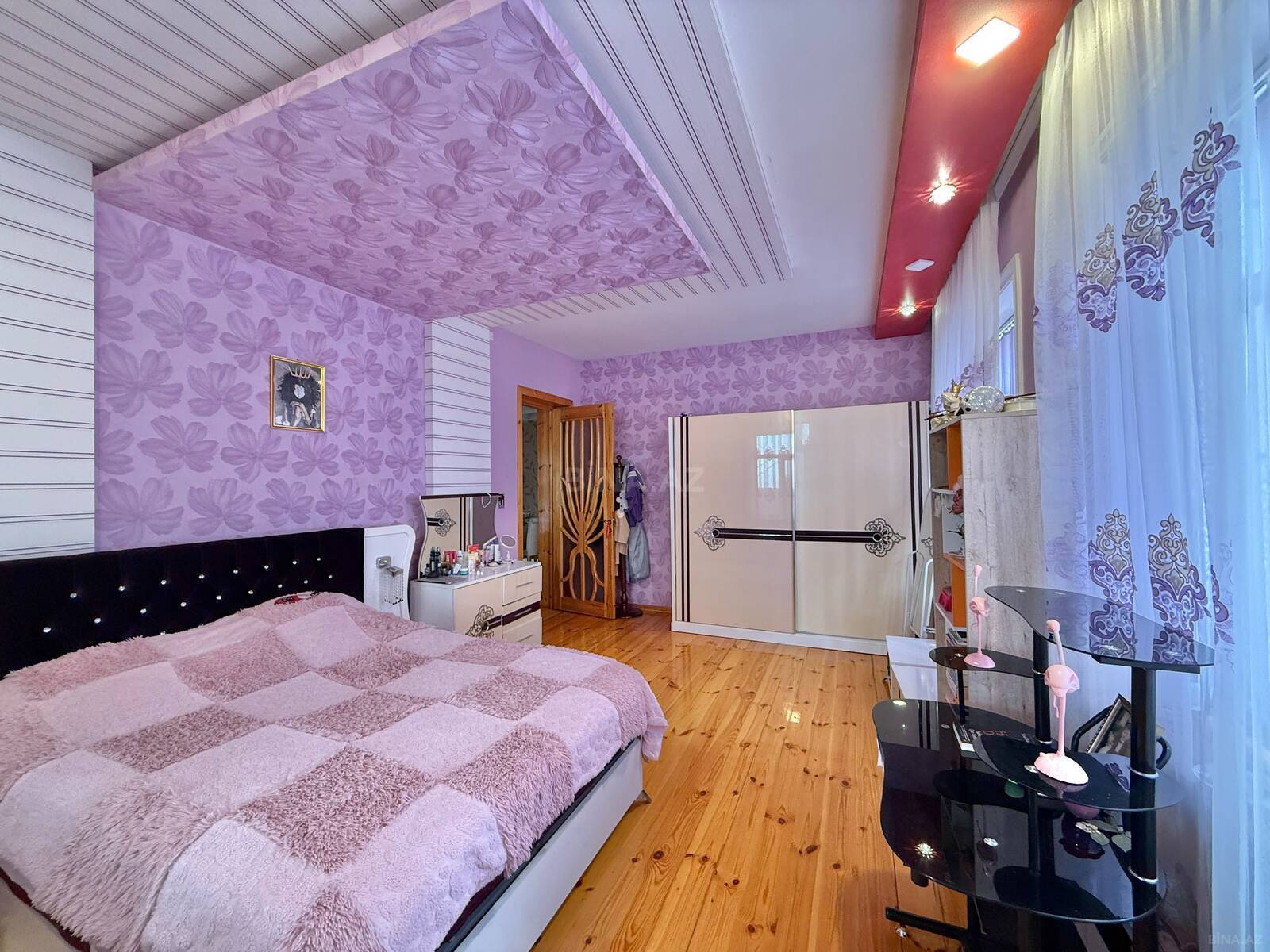 4 otaqlı Həyət evi/Bağ evi, Gəncə