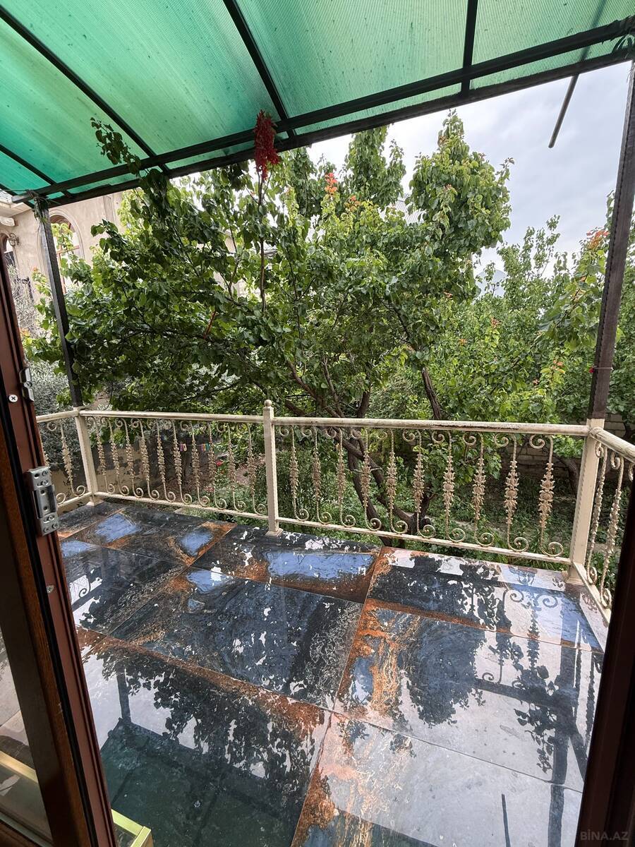 4 otaqlı Həyət evi/Bağ evi, Gəncə