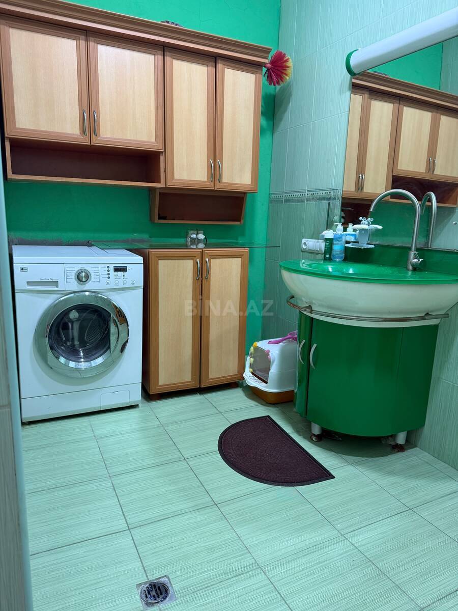 4 otaqlı Həyət evi/Bağ evi, Gəncə