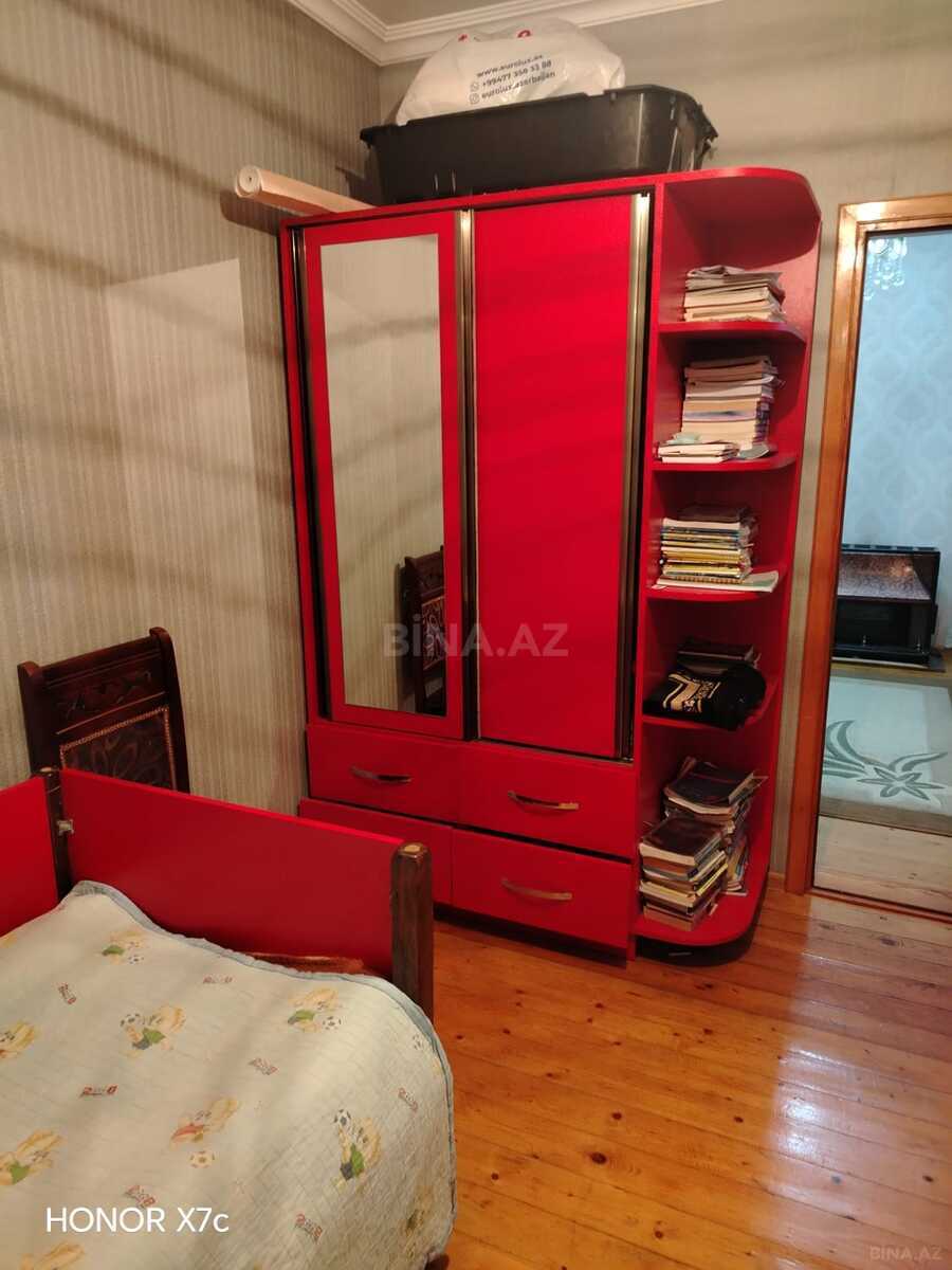 4 otaqlı Həyət evi/Bağ evi, Saray q., Bakı