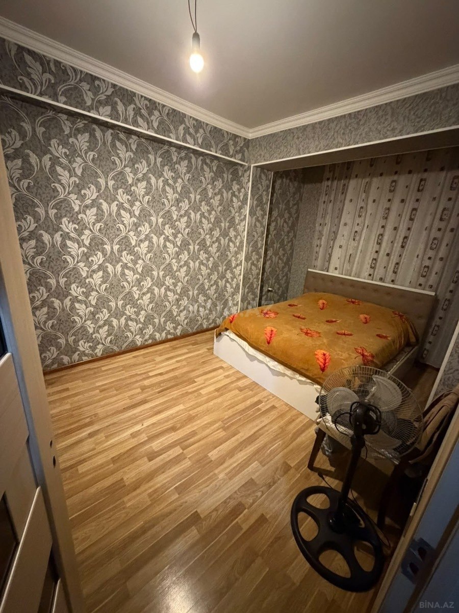 3 otaqlı Yeni tikili, Xırdalan
