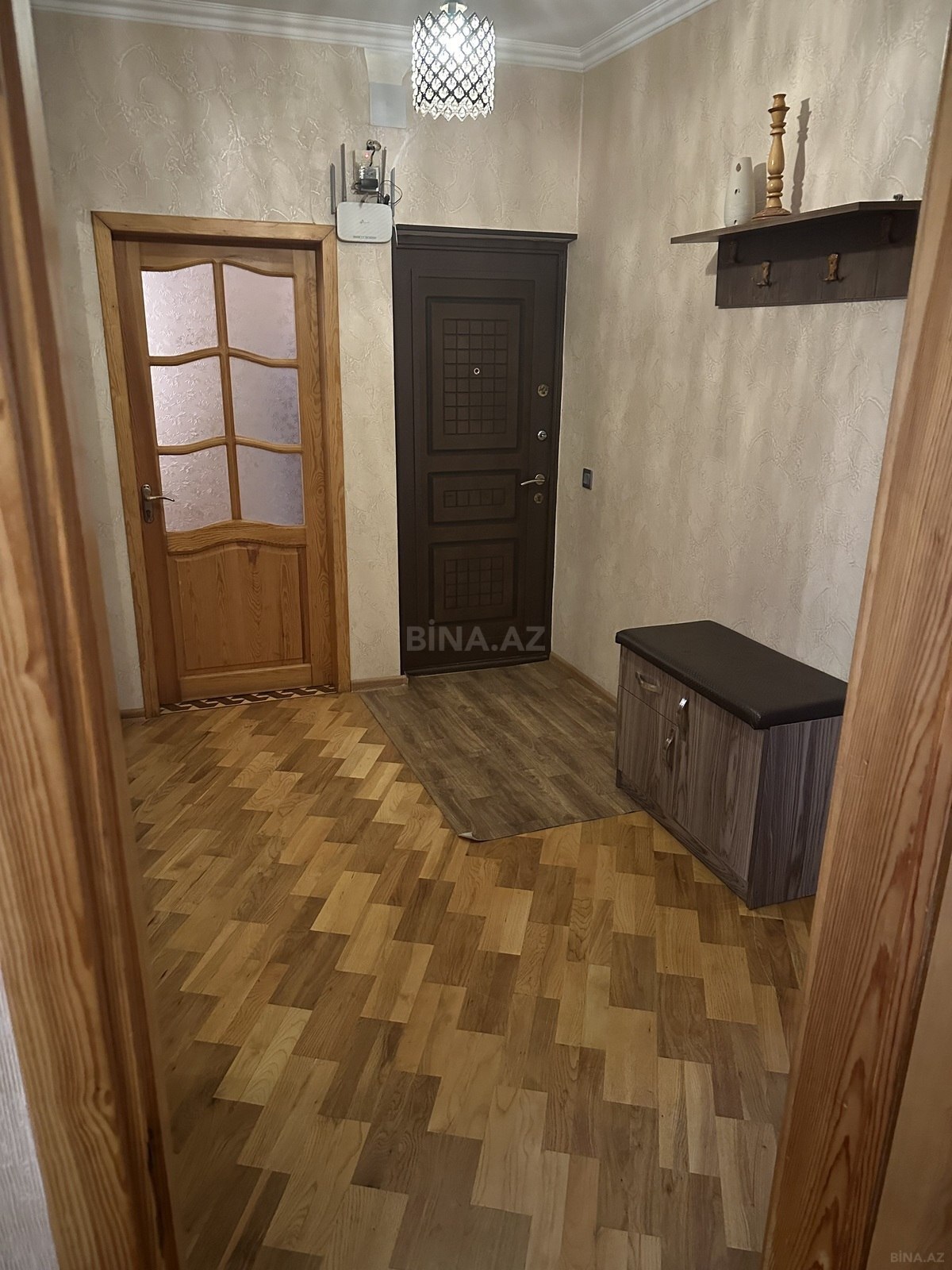 4 otaqlı Köhnə tikili, Yeni Günəşli q., Bakı